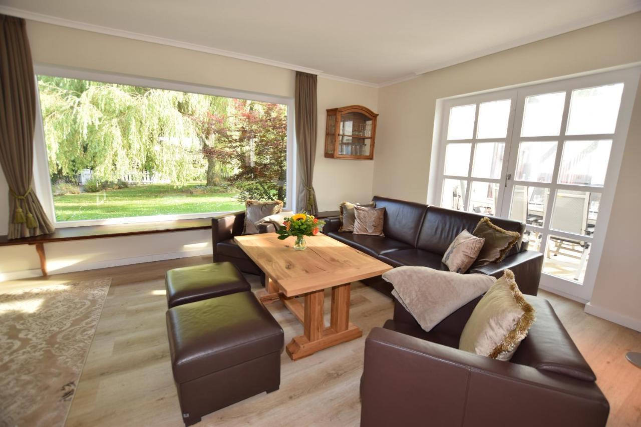 Landhaus Hideaway Mit Aussenpool, Sauna Und Kamin Bosau Buitenkant foto