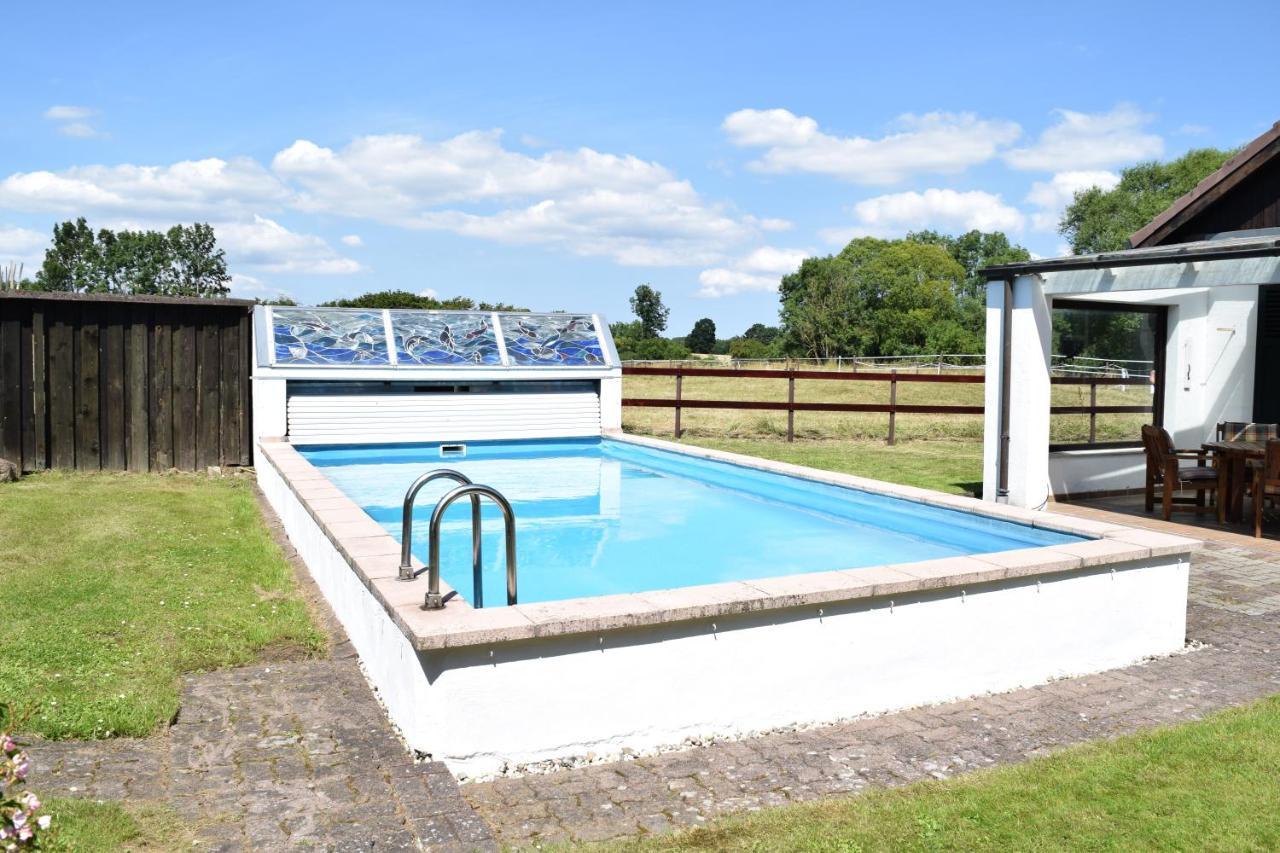 Landhaus Hideaway Mit Aussenpool, Sauna Und Kamin Bosau Buitenkant foto